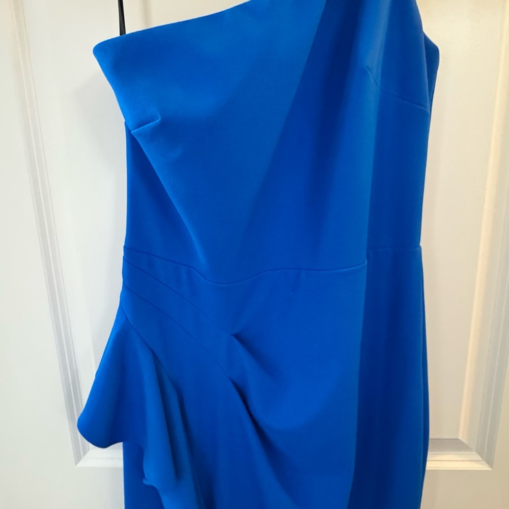 Elegant Blue One-Shoulder Dress